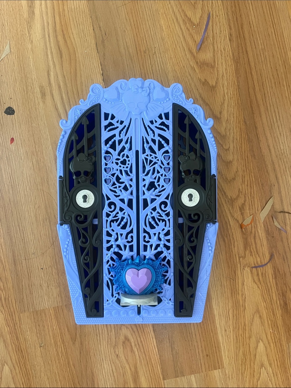 blue and Black monster high display coffin box